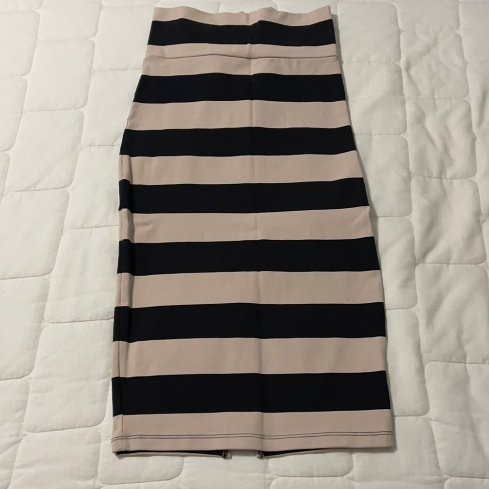 Bebe stretch pencil skirt